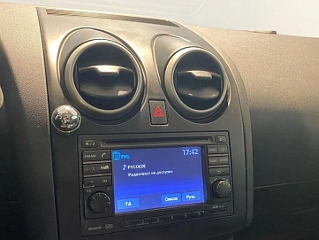 Nissan Qashqai, 2010г, передний привод, автомат