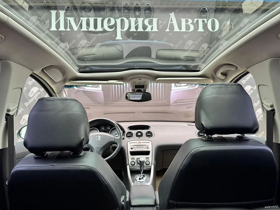 Peugeot 308, 2009г., передний привод, автомат