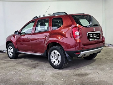 Renault Duster, 2014г, передний привод, автомат