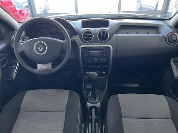 Renault Duster, 2014г, передний привод, автомат