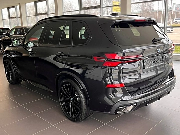 BMW X5, 2024г, полный привод, автомат
