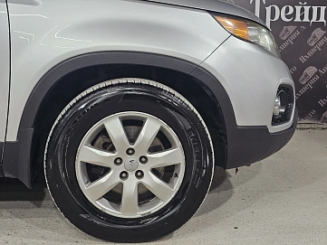 Kia Sorento, 2011г, полный привод, автомат