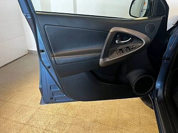 Toyota RAV4, 2007г, передний привод, автомат