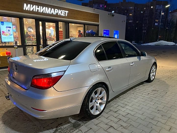 BMW 5 серии, 2004г, задний привод, автомат