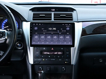 Toyota Camry, 2015г, передний привод, автомат
