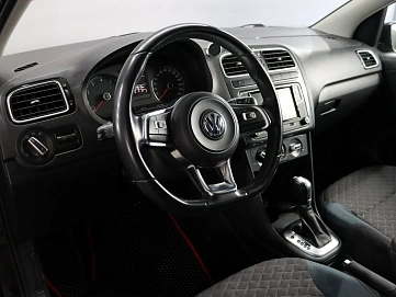 Volkswagen Polo, 2019г, передний привод, автомат