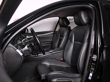BMW 5 серии, 2015г., задний привод, автомат
