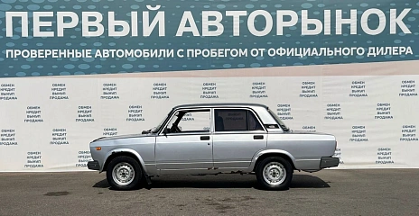 Lada (ВАЗ) 2107, 2010г, передний привод, механика