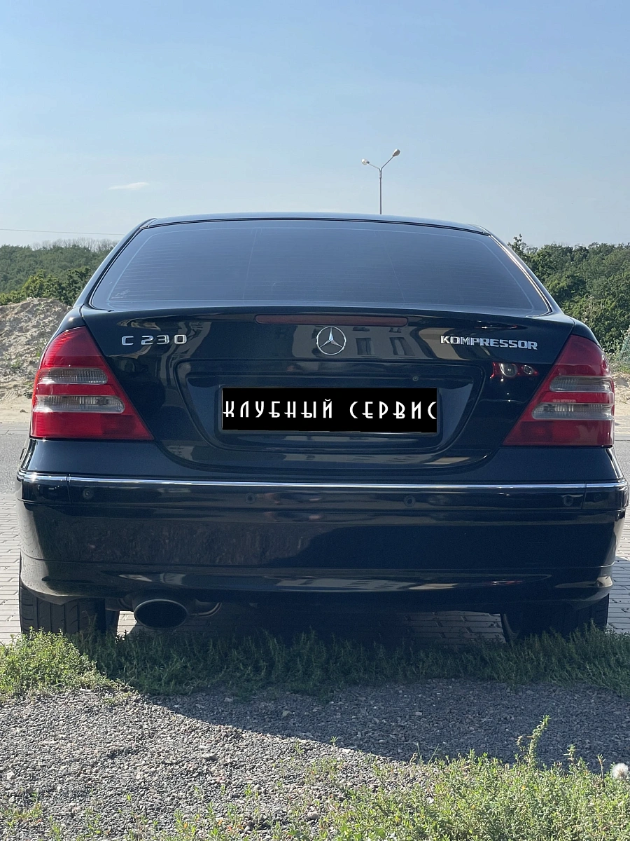 Mercedes-Benz C-Класс, 2004г., задний привод, автомат