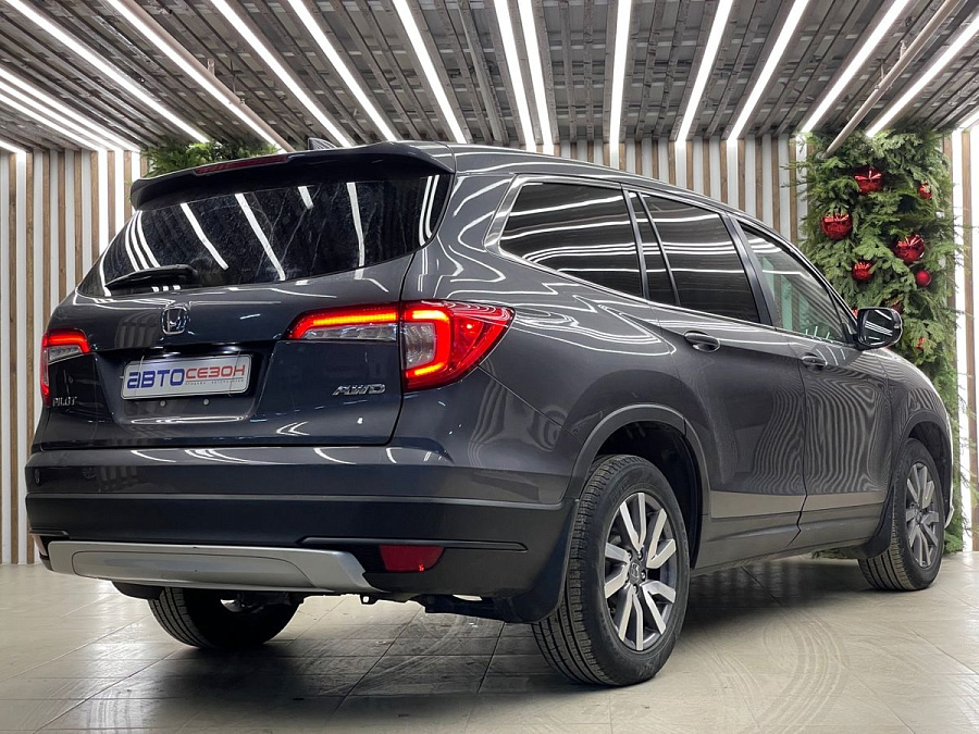Honda Pilot, 2018г., передний привод, автомат