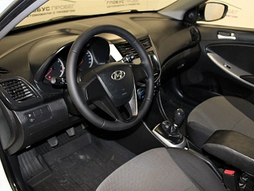 Hyundai Solaris, 2013г, передний привод, механика