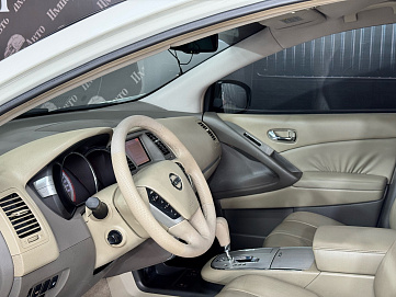 Nissan Murano, 2009г, полный привод, вариатор