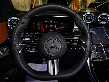 Mercedes-Benz GLC, 2025г, полный привод, автомат