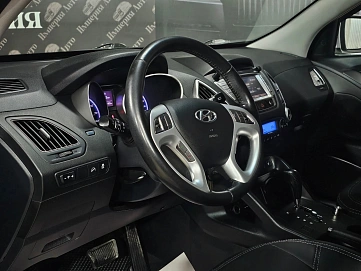 Hyundai ix35, 2012г, передний привод, автомат