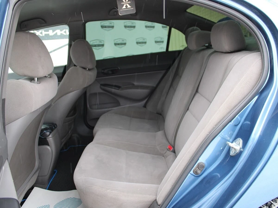Honda Civic, 2008г., передний привод, механика