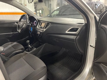 Hyundai Solaris, 2021г., передний привод, механика