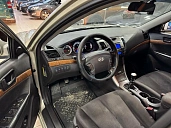 Hyundai Sonata, 2008г., передний привод, механика