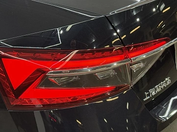 Skoda Superb, 2025г, передний привод, робот
