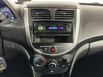 Hyundai Solaris, 2011г, передний привод, механика