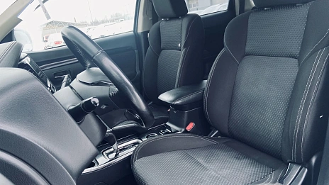Mitsubishi Outlander, 2019г, передний привод, вариатор