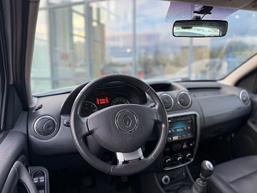 Renault Duster, 2013г., полный привод, механика