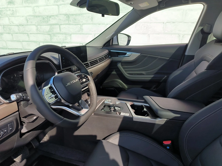 Jetour X70, 2024г., передний привод, робот