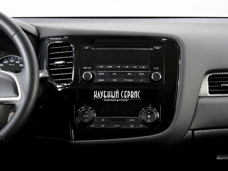 Mitsubishi Outlander, 2013г., передний привод, вариатор