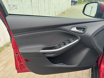 Ford Focus, 2012г, передний привод, робот