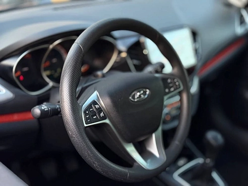 Lada (ВАЗ) , 2019г., передний привод, механика