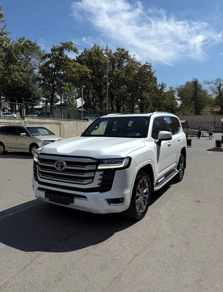 Toyota Land Cruiser, 2025г., полный привод, автомат