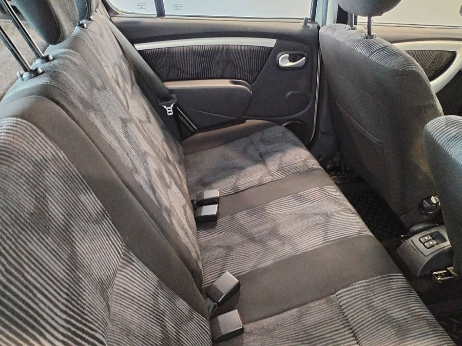 Renault Sandero, 2011г., передний привод, механика