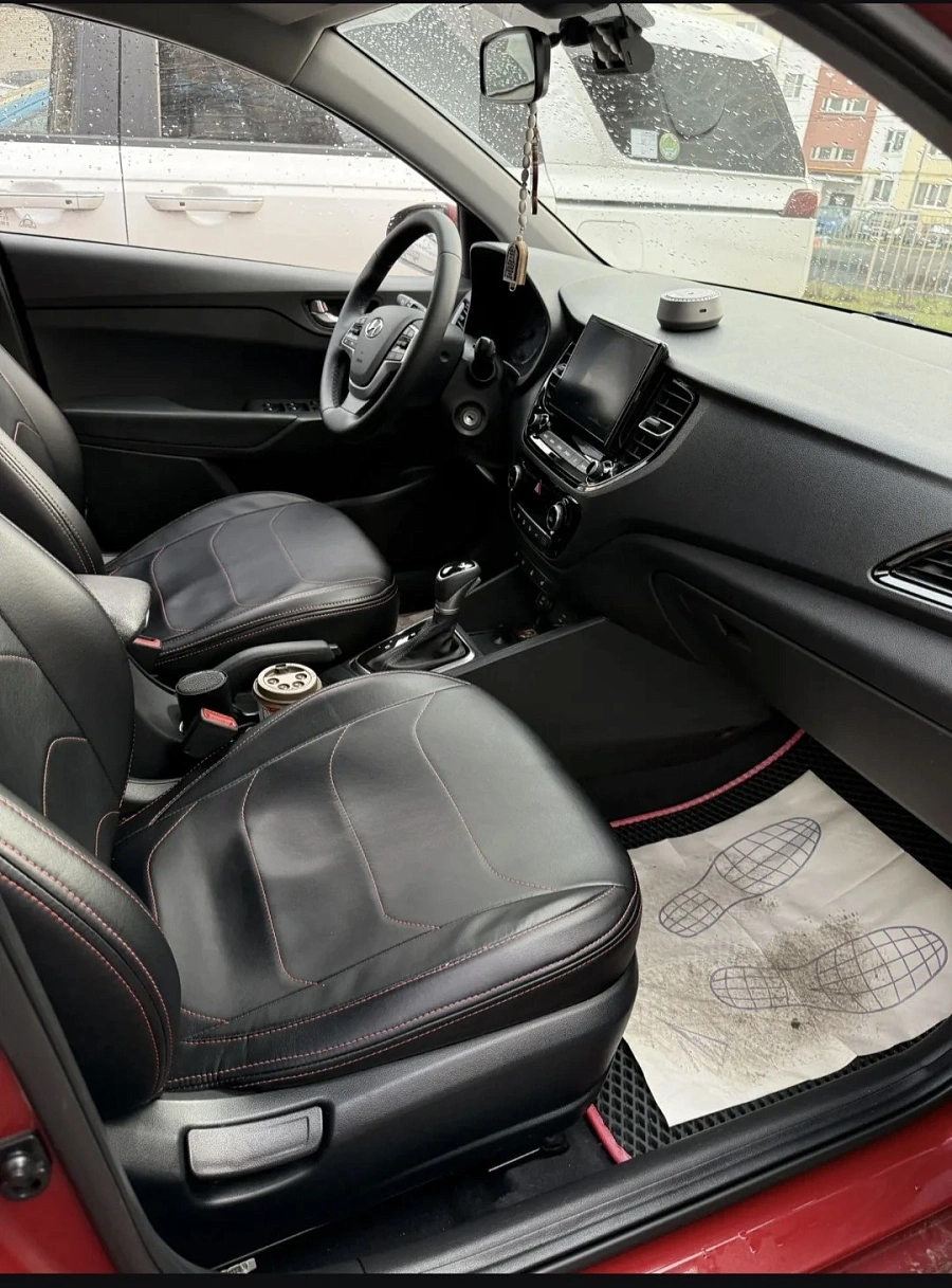 Hyundai Solaris, 2021г., передний привод, автомат