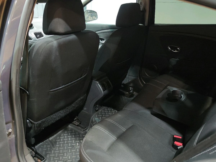 Renault Fluence, 2013г., передний привод, вариатор