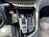 Peugeot 3008, 2022г., передний привод, автомат
