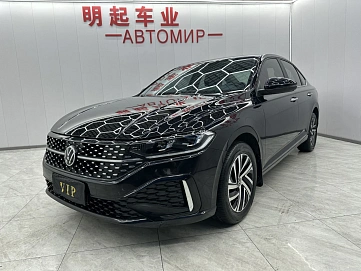 Volkswagen Lavida, 2022г, передний привод, робот