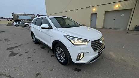 Hyundai Santa Fe, 2016г, полный привод, автомат
