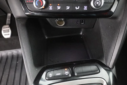 Opel Corsa, 2022г, передний привод, автомат