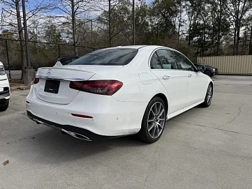 Mercedes-Benz E-Класс, 2022г, задний привод, автомат
