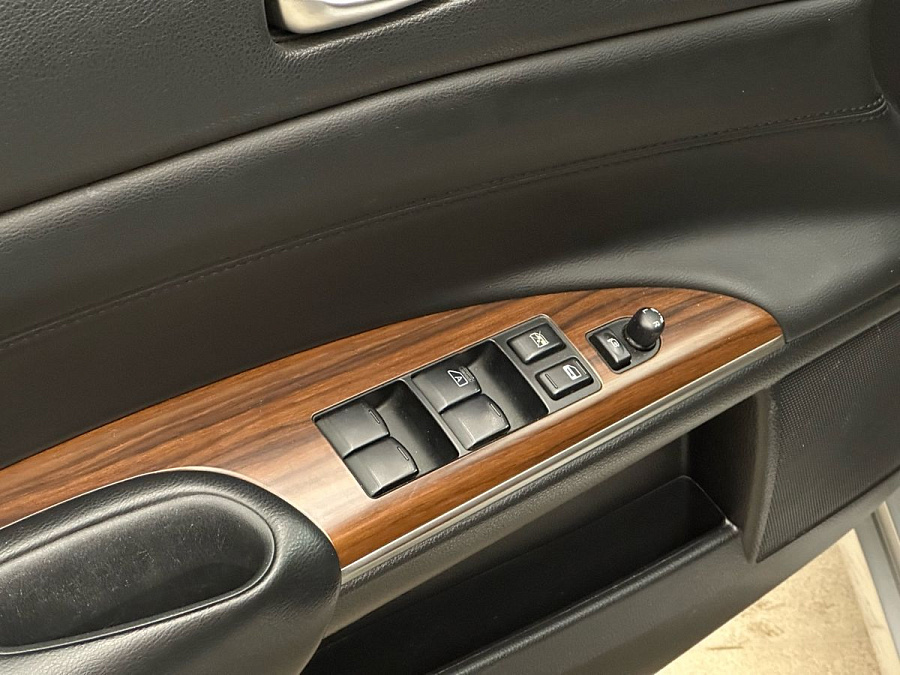 Nissan Teana, 2011г., передний привод, вариатор