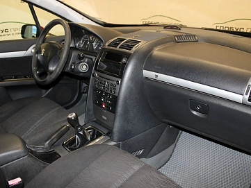 Peugeot 407, 2006г., передний привод, механика