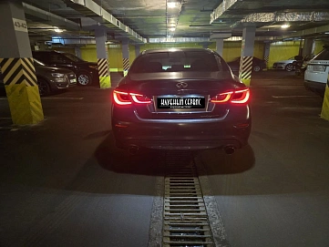 Infiniti Q70, 2016г, полный привод, автомат