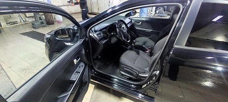 Kia Rio, 2015г, передний привод, механика