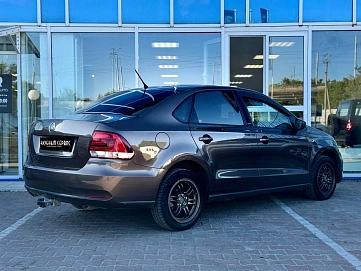 Volkswagen Polo, 2016г, передний привод, механика