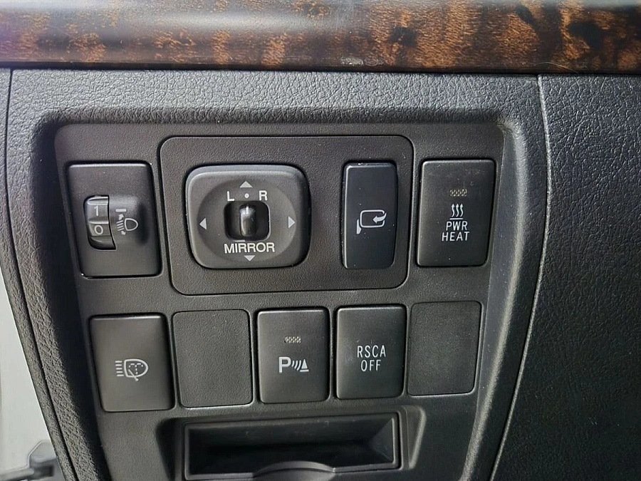 Toyota Land Cruiser, 2011г., полный привод, автомат