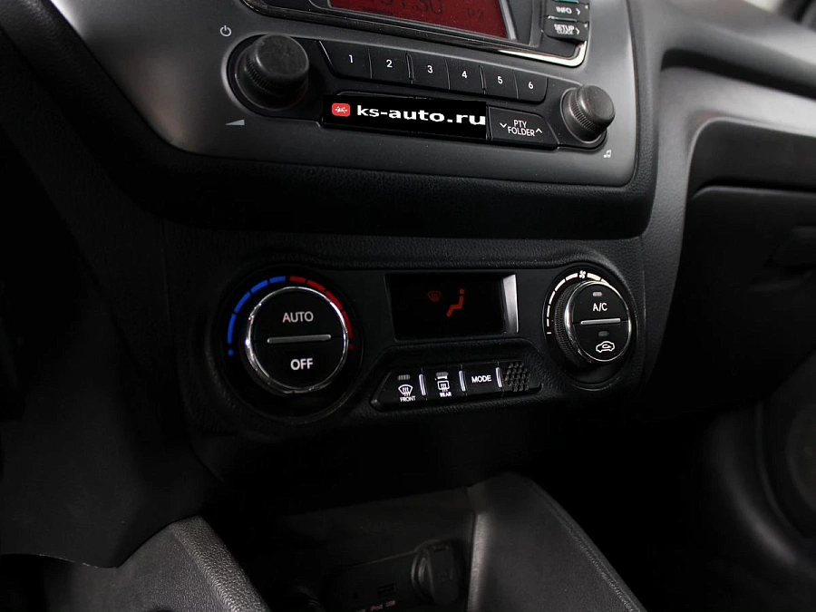 Kia Rio, 2014г., передний привод, механика