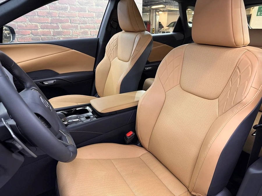 Lexus RX, 2025г., полный привод, автомат