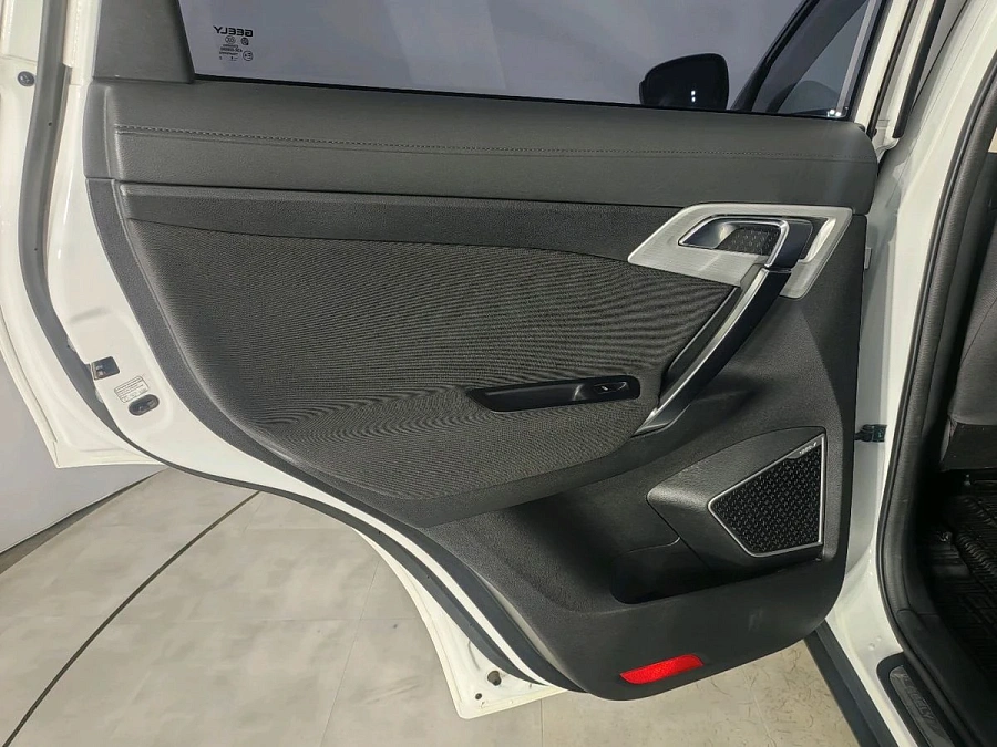 Geely Atlas, 2019г., передний привод, автомат