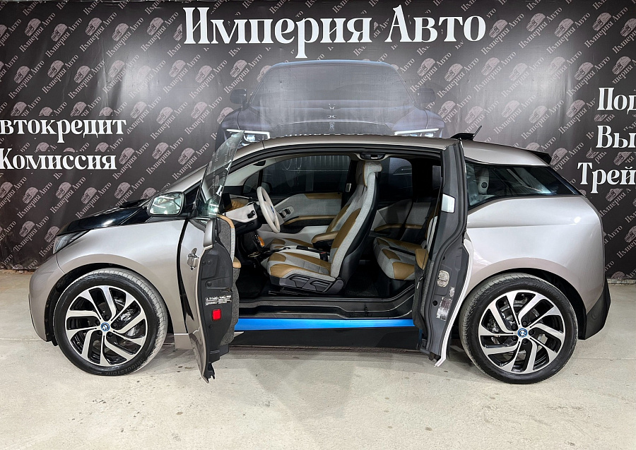 BMW i3, 2014г., задний привод, автомат