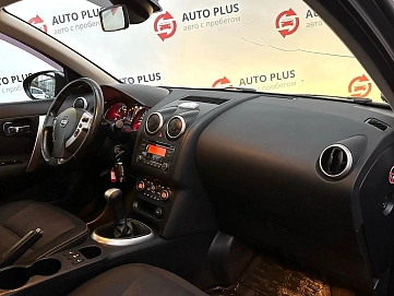 Nissan Qashqai, 2012г, передний привод, механика