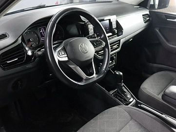 Volkswagen Polo, 2020г, передний привод, автомат